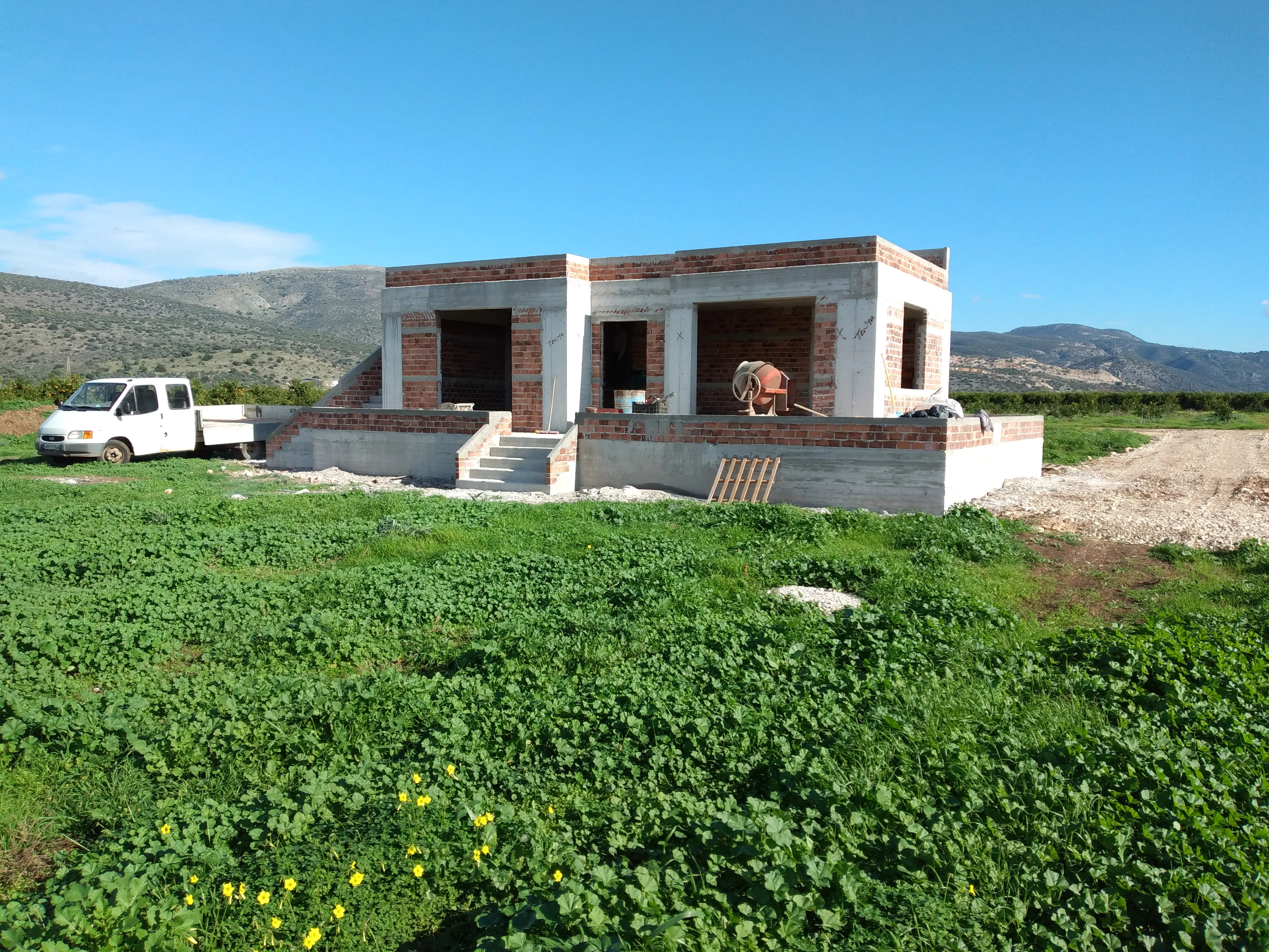 Ισόγεια κατοικία στα Ίρια